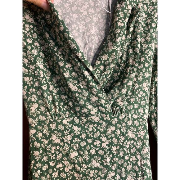 & Other Stories NWOT Green Fruit Novelty Print Dress - Picture 9 of 12